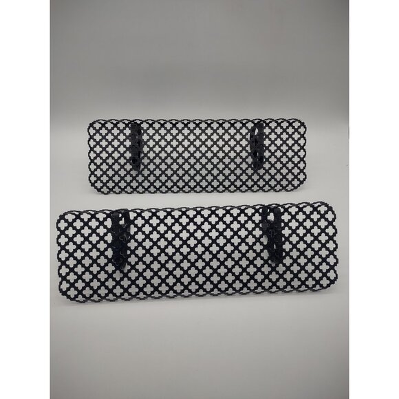 Vintage 1970s Pair of Black 14" Long Metal Clover Lattice Cutout Shelves - Picture 16 of 16